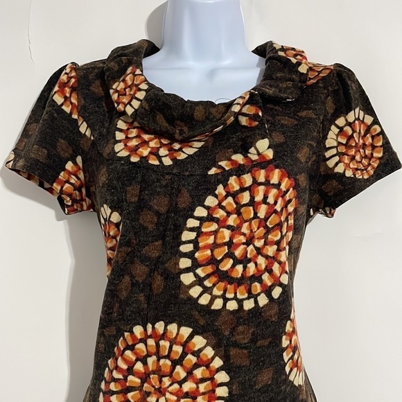 𝅺ARUEH Fitted Sweater Dress! - Picture 3 of 4